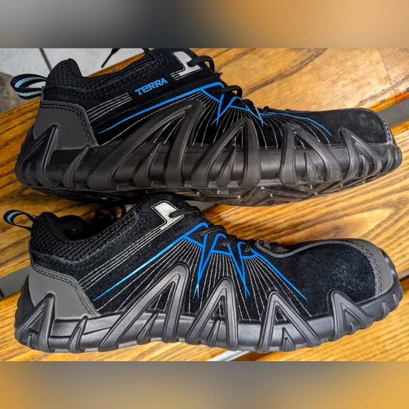 Safety shoes - Picture 2 of 6